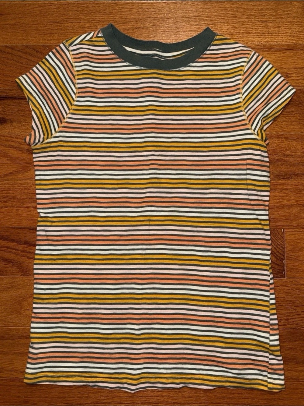 Universal Thread striped crew neck tee XS